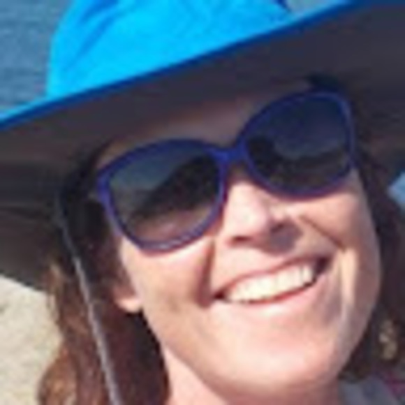 Meet your Posher, Jennifer - Picture 1 of 1